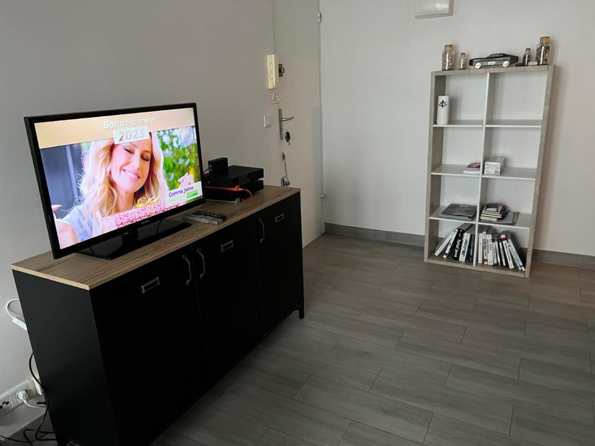 Appartement Pres De La Defense Нантерр Экстерьер фото